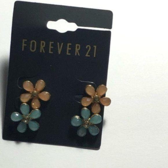 FOREVER 21 Mint and Peach Flower Earrings - Picture 1 of 5